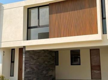 Casa · 225m² · 3 Recámaras · 2 Estacionamientos · Casa en Punta Tiburón