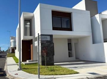 Casa · 195m² · 4 Recámaras · 1 Estacionamiento · Casa en Fraccionamiento Lomas de La Rioja