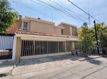 Casa de 5 habitaciones, Guadalajara · Casa en Venta en Jardines del Country Guadalajara Jalisco