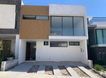 Casa de 5 habitaciones, Zapopan · Casa en Venta en Valle Imperial - Coto Austriaco 126