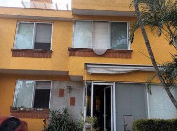 Casa en condominio de 4 habitaciones, Cuernavaca · Bonita Casa en Norte de Cuernavaca Lomas de Cortés Dentro de Condominio Privado de Solo 7 Casas
