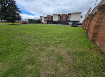 Terreno / Lote , Metepec · Terreno en Venta en Campestre Metepec, Edo. de Mexico