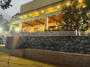 Rancho · 423m² · 4 Recámaras · 20 Estacionamientos · Rancho en Venta en Arteaga