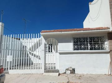 Casa de 3 habitaciones, San Luis Potosí · Casa con 176 m² de Superficie de Terreno y 3 Habitaciones en Venta en La Colonia El Paseo
