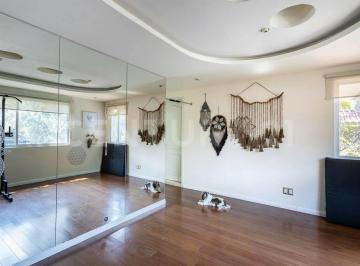 Casa · 511m² · 4 Recámaras · 2 Estacionamientos · Hermosa Residencia en La Colonia Florida