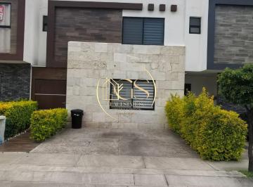 Casa · 192m² · 4 Recámaras · 2 Estacionamientos · Casa en Venta Zana Entorno Residencial Celaya