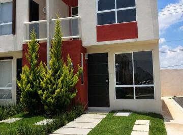 Casa de 3 habitaciones, Toluca · Casa en Esquina en Venta Desde $1,122,500 con 3 Recámaras y Terraza