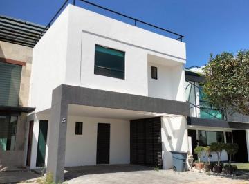 Casa en condominio de 4 habitaciones, San Andrés Cholula · Casa en Parque Zacatecas (Lomas de Angelópolis