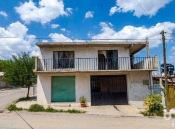 Casa · 303m² · 4 Recámaras · 2 Estacionamientos · Casa en Venta en Matilde, Pachuca, Hgo.