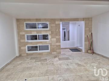 Edificio · 620m² · 20 Recámaras · 2 Estacionamientos · Edificio en Venta en Juriquilla Queretaro, en Operación con Rentabilidad Inmediata