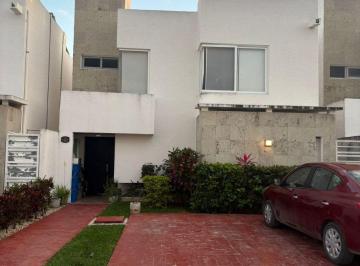 Casa de 3 habitaciones, Benito Juárez · Casa en Renta, Residencial Izamalmodelo Mas Grande