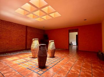 Casa de 4 habitaciones, Aguascalientes · Residencia con Potencial Para Inversión Cerca de Zona Industrial