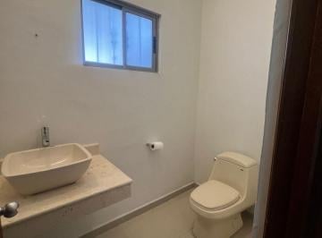 Casa en Renta de 4 habitaciones Fraccionamiento Privadas de Santiago · Casa en Renta Al Norte