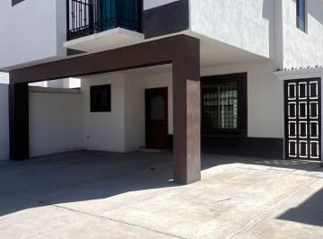 Casa de 4 habitaciones, Saltillo · Casa en Renta Al Norte por Costco | Privadas de Santiago