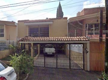 Casa de 3 habitaciones, Guadalajara · Casa en Venta en Bosques de La Victoria Guadalajara Jalisco