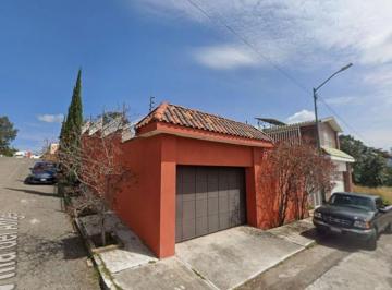 Casa de 4 habitaciones, Morelia · Venta de Casa Villa Verdum Morelia