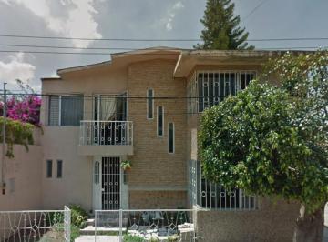 Casa de 4 habitaciones, Irapuato · Venta de Casa en Guanajuato Irapuato Col Moderna