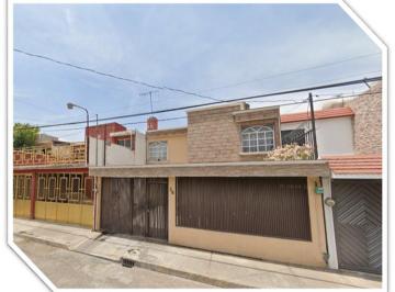Casa de 3 habitaciones, Coacalco de Berriozábal · Venta de Casa Bosque de Cipreces Bosques del Valle Coacalco