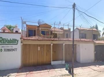 Casa de 4 habitaciones, Zapopan · Casa en Venta en Granja Zapopan Jalisco