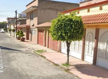 Casa de 4 habitaciones, Ecatepec de Morelos · Casa en Venta, Colonia Valle de Aragón 3ra Sección, por Remate, Excelente Oportunidad de Inversión