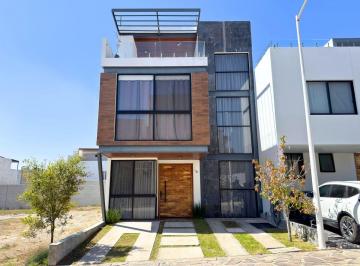 Casa en condominio de 3 habitaciones, Zapopan · Casa Nueva en Venta en Coto Privado en Valle Imperial