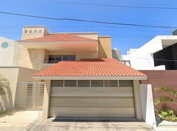 Casa de 5 habitaciones, Boca del Río · Venta de Casa en Fraccionamiento Boca de Rio Veracruz