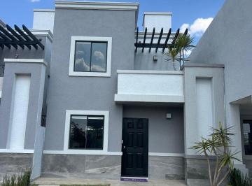 Casa de 2 habitaciones, Pachuca · Casa de Dos Recamaras, Amplios Espacios y Cocina Integral de Regalo