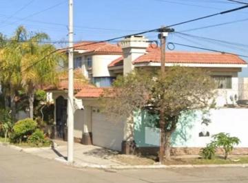 Casa de 5 habitaciones, Tijuana · Casa de Recuperación Bancaria
