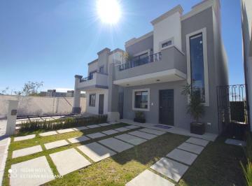 Casa de 3 habitaciones, Zempoala · Hermosa Casa con 3 Recámaras de 105 m² de Superficie de Terreno en Venta en Fraccionamiento Privado