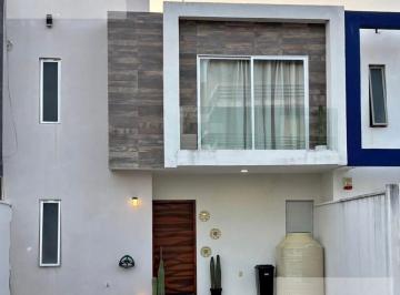 Casa · 117m² · 3 Recámaras · 2 Estacionamientos · Casa en Venta en Mallorca Residencial