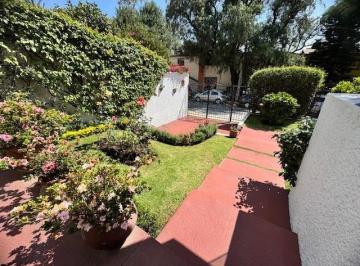 Casa de 4 habitaciones, Naucalpan de Juárez · Casa en Venta en Satelite en Cerrada con Vigilancia y Parque