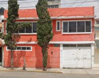 Casa · 400m² · 2 Recámaras · 6 Estacionamientos · Casa en Prado Ixtacala