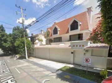 Casa de 4 habitaciones, Zapopan · Casa en Venta ¡Excelente Oportunidad de Inversiòn Recuperaciòn Hipotecaria!