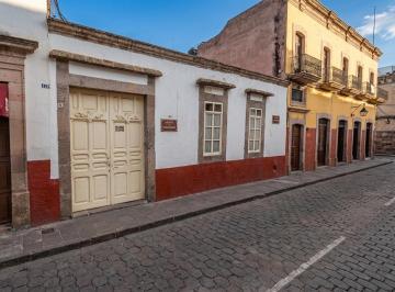 Casa de 5 habitaciones, Morelia · Casa en Renta Para Oficinas en El Centro de Morelia.