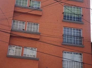 Departamento de 2 habitaciones, Miguel Hidalgo · Departamento Iluminado de 2 Recámaras Cerca de Observatorio