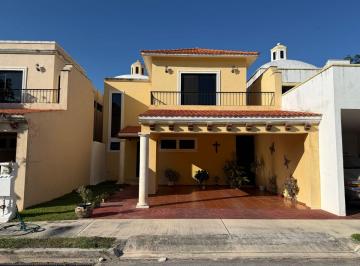 Casa de 3 habitaciones, Mérida · Excelente Residencia con Alberca en Venta | Gran Santa Fe Norte, Merida