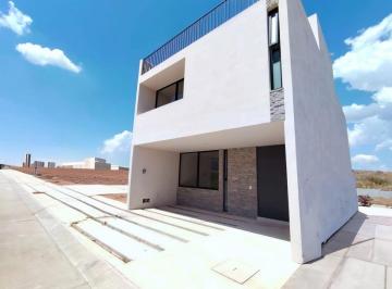 Casa de 4 habitaciones, Tlajomulco de Zúñiga · $5,890,000 | Estrena Casa de Lujo en Senderos de Monteverde