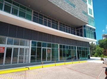 Local comercial · 90m² · 1 Estacionamiento · Local en Renta y Venta en Diomeda, Planta Baja, Puerto Cancún