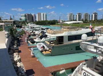 Departamento · 400m² · 4 Recámaras · 3 Estacionamientos · Departamento en Renta, 4 Recamaras, Condominio La Vela, Puerto Cancún, Cancún