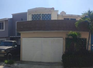 Casa de 3 habitaciones, Villahermosa · Casa con 105 m² de Terreno y 3 Recámaras en Venta, Fraccionamiento San Ángel Villahermosa Tabasco
