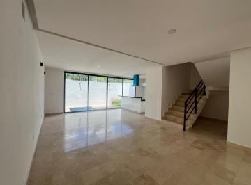 Casa · 284m² · 4 Recámaras · 2 Estacionamientos · Casa en Venta Aqua Residencial, 4 Recamaras