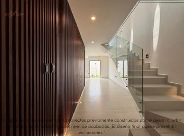 Casa · 240m² · 3 Recámaras · 2 Estacionamientos · Casa 3 Recámaras con Jardín | Lomas del Dorado