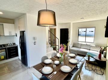 Casa de 2 habitaciones, Pachuca · Casa en Residencia en Entorno Privado y Seguro con Diseño Elegante y Excelente Plusvalía en Pachuca