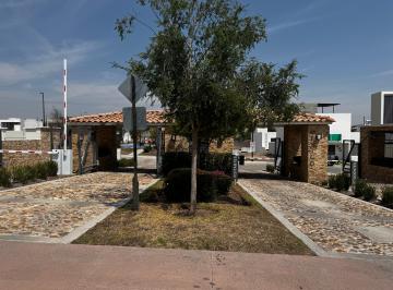 ACCESO CONDOMINIO · Terreno en Venta en Capital Sur, Qro.