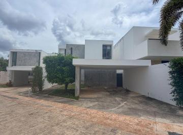 65dc700ec981b07cdb3c079d6503767f01d1b8c224532f0e19edc00b40cdbfcd · Casa en Venta en Privada San Javier Tulipanes Cholul