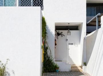 1 · Casa Residencial en Venta en del Valle Oriente, San Pedro Garza García