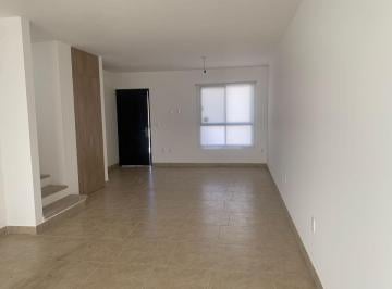 Casa de 3 habitaciones, Querétaro · Casa en Renta Torre de Piedra Refugio
