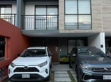 Casa · 135m² · 3 Recámaras · 2 Estacionamientos · Casa en Atlanta