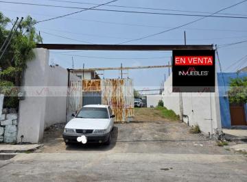 Casa · 100m² · 2 Recámaras · 5 Estacionamientos · Casa en Venta en Santa Catarina