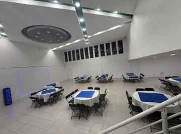 Local comercial , Tepeapulco · Local Comercial / Salón de Eventos en Venta en Cd. Sahagún – Doble Altura y Mezanine